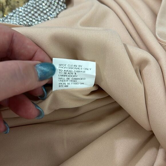 Jovani Short and Cocktail Jacqueline Special Occasion Dress In Silver Size 6 - Picture 11 of 15